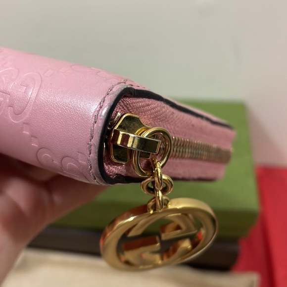 SOLD‼️Authentic Guccisima Pink Leather Zippy Wallet💓 - Picture 10 of 15